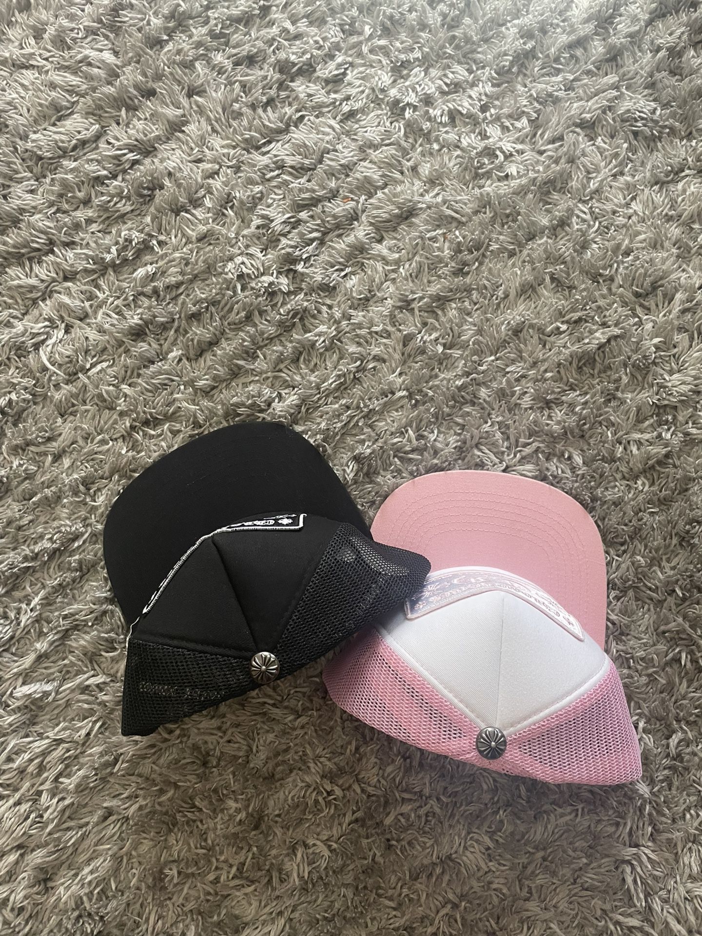 Chrome heart hats