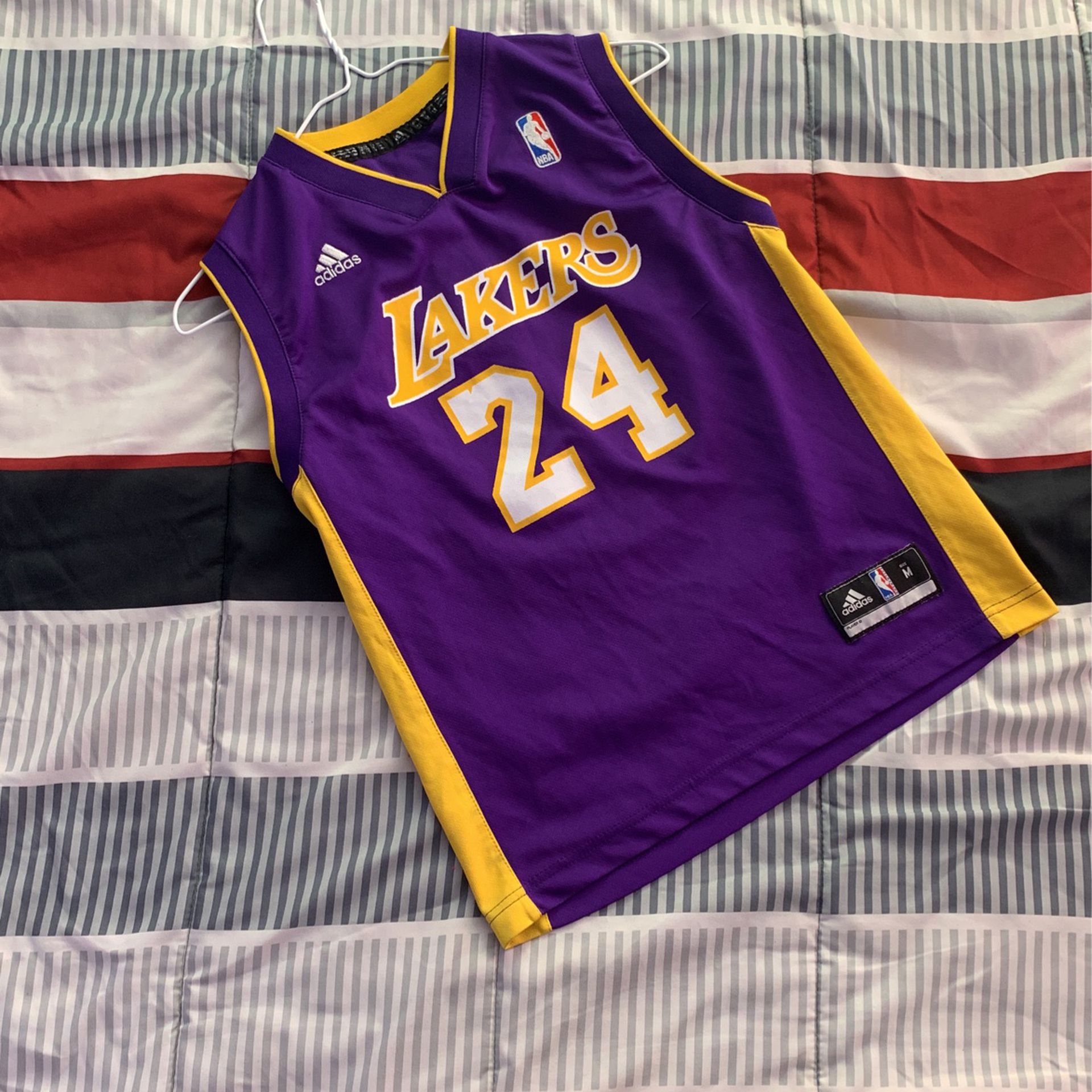 Kobe Bryant Lakers Jersey (Youth Medium)
