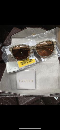 Gucci sunglasses Thumbnail