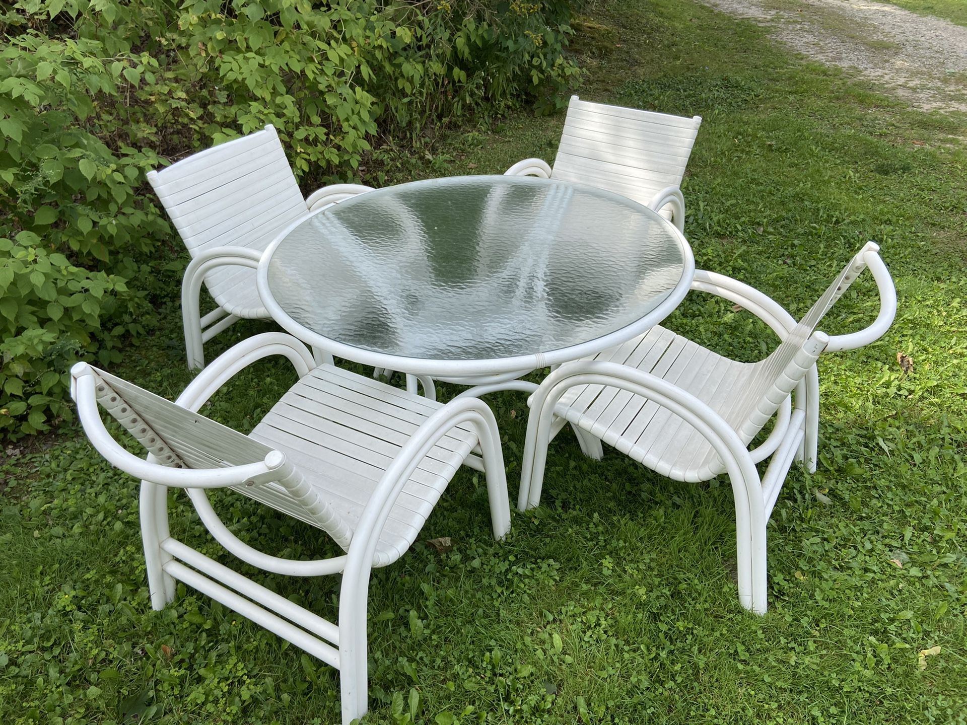 Outdoor Table and Chairs