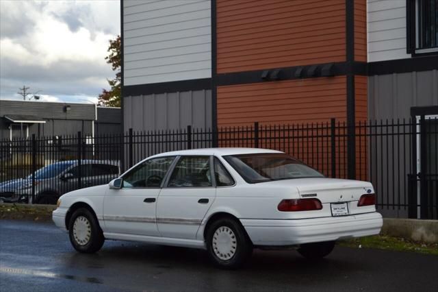 1993 Ford Taurus