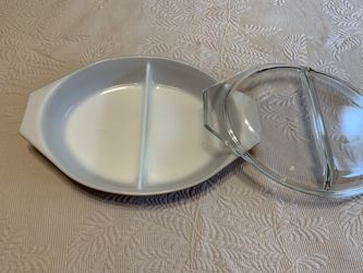 Vintage Pyrex Oval  Divided Serving Dish Early American  Thumbnail