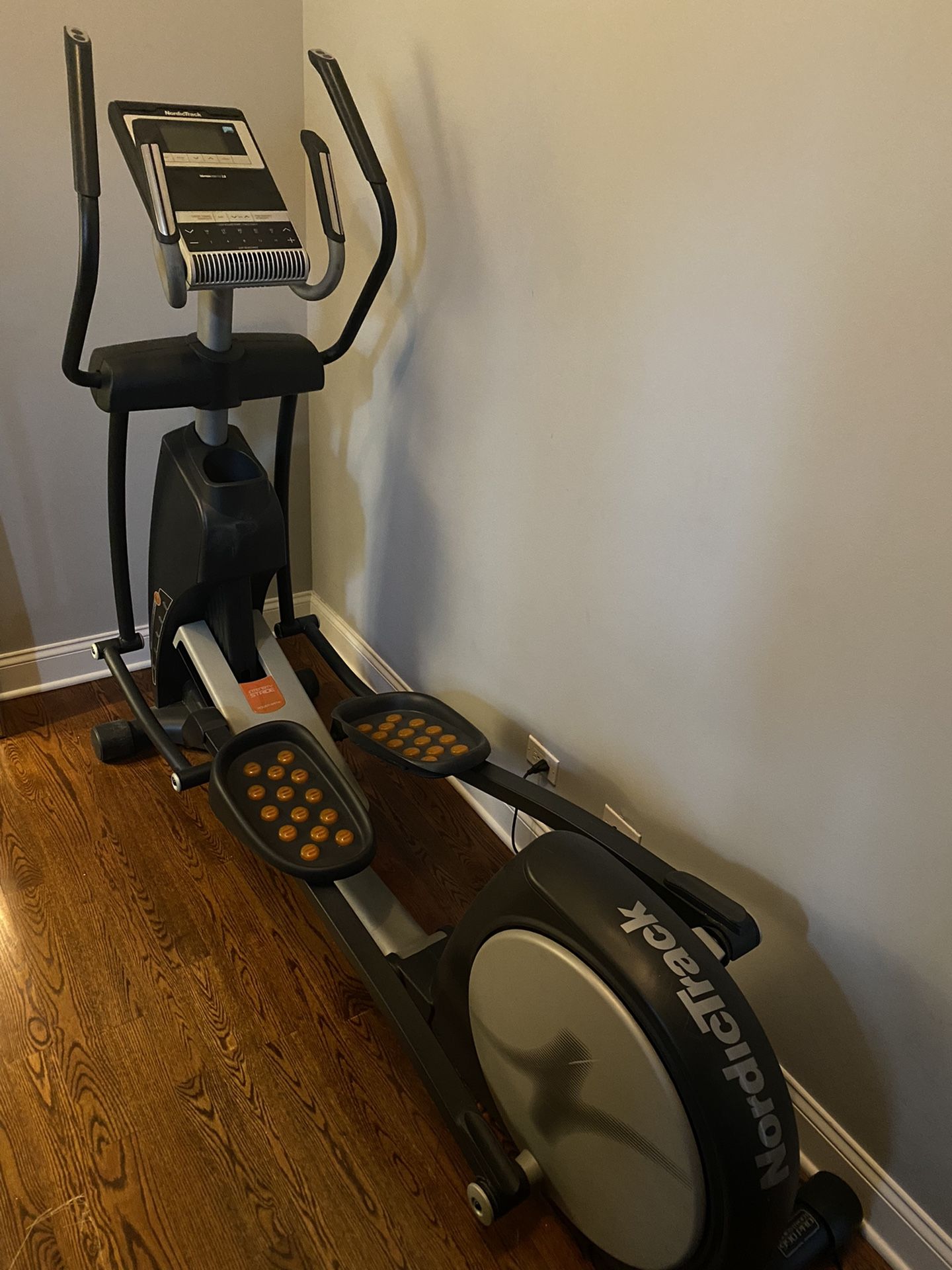 Nordictrack Audiostrider 990 Pro Elliptical