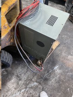 Forklift Battery charger Thumbnail