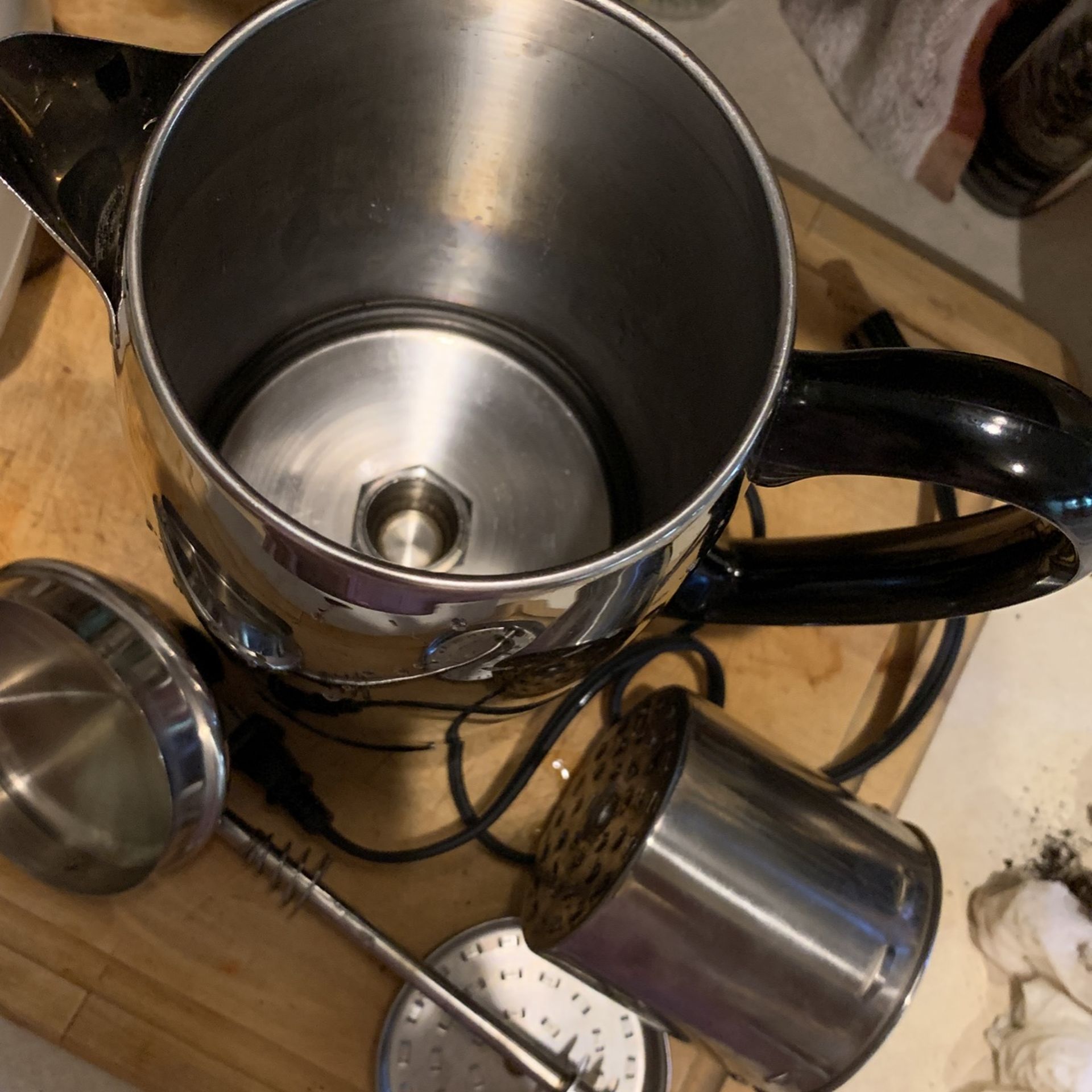 $25 Only Vintage Farberware Super fast Fully Automatic Stainless Steel Coffee Pot . Electrical Works like new. Sells from $100-$200