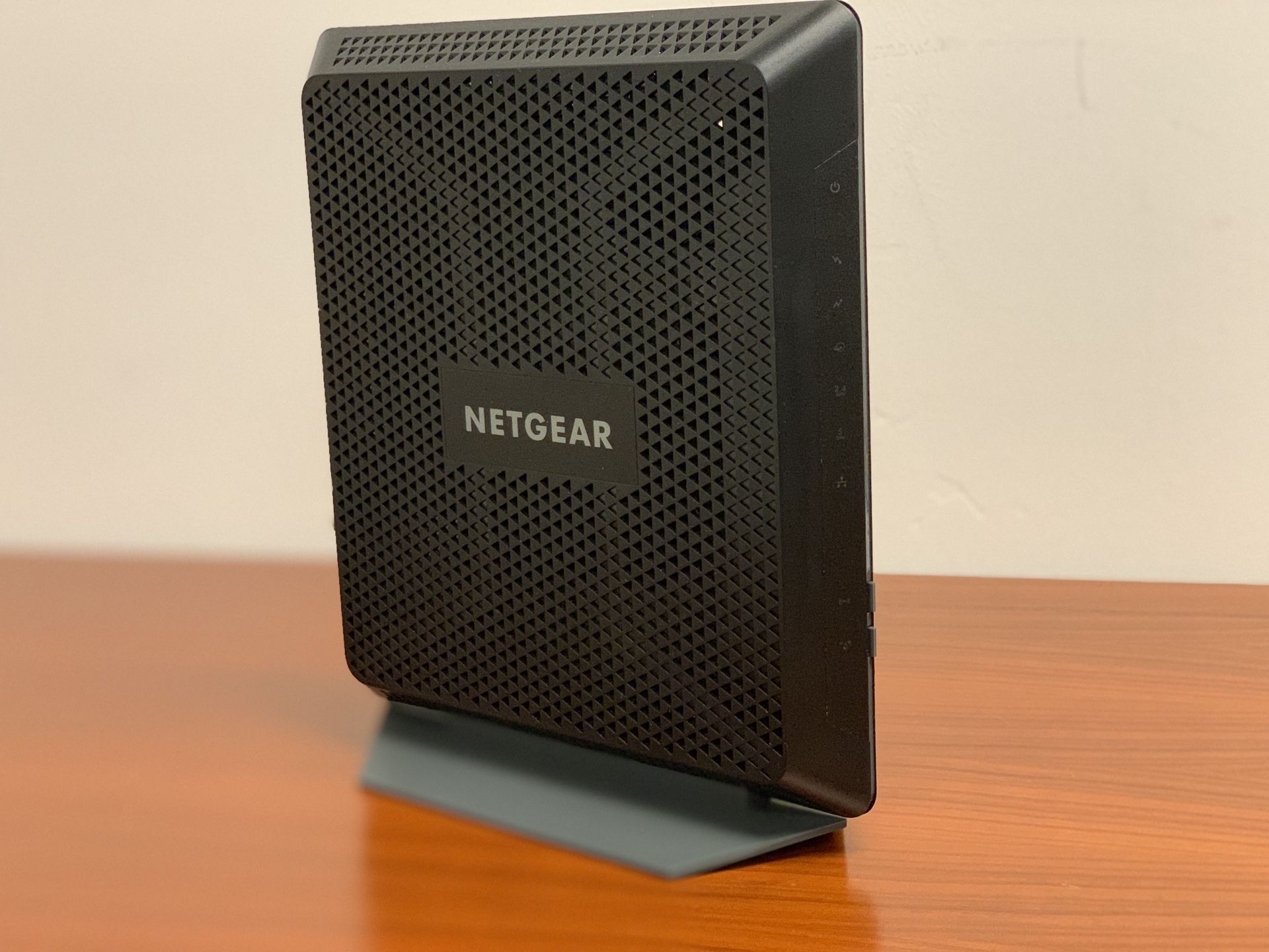 Netgear Nighthawk High Speed Cable Modem Router C6900 for Sale in