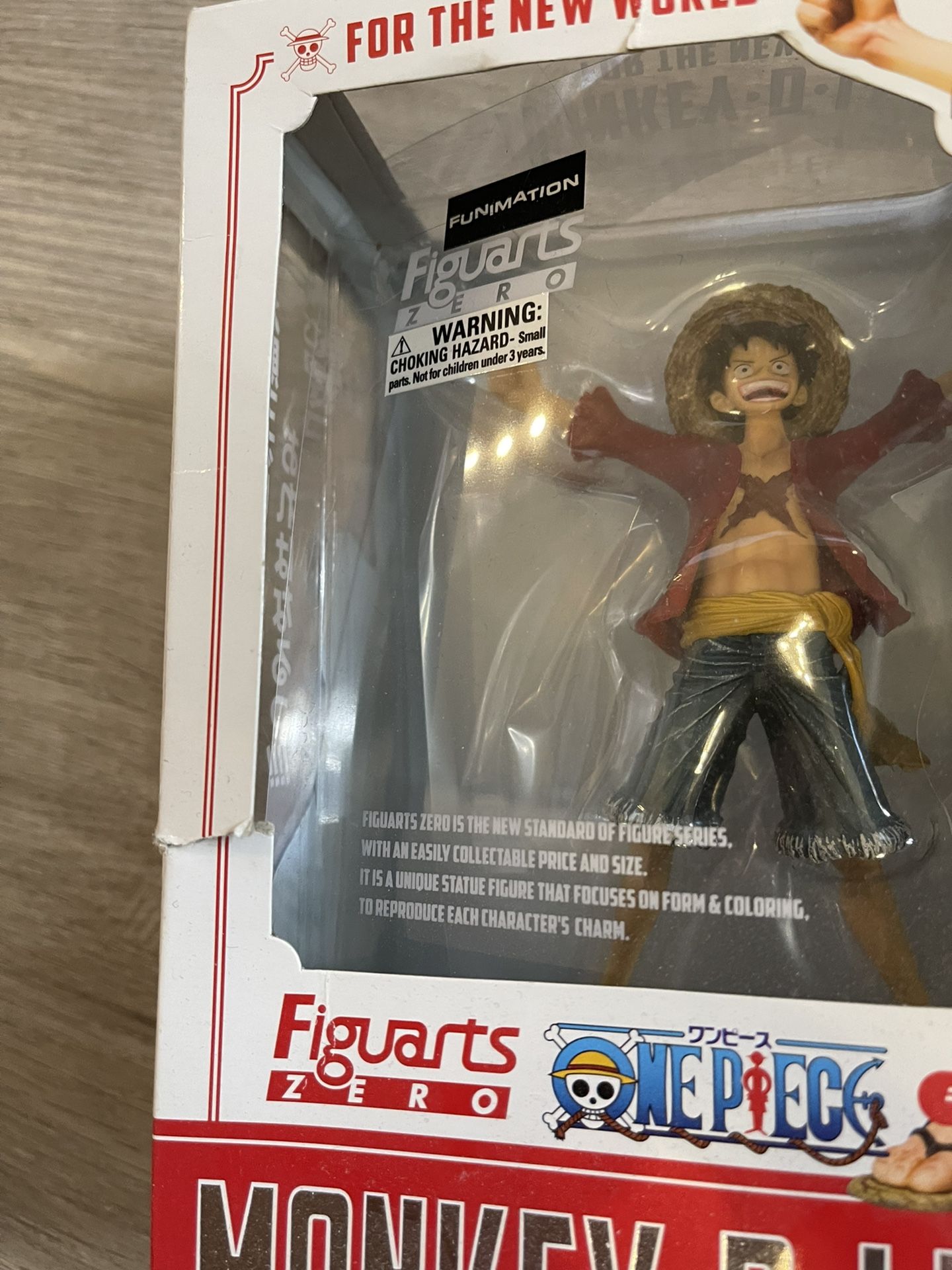 NEW -ONE PIECE MONKEY-D—LUFFY FIGUARTS ZERO (authentic)