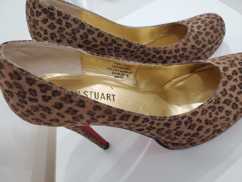 Colin Stuart Size 8M Leopard Fabric Heels
