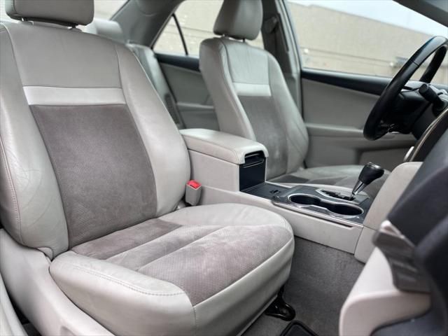 2012 Toyota Camry Hybrid