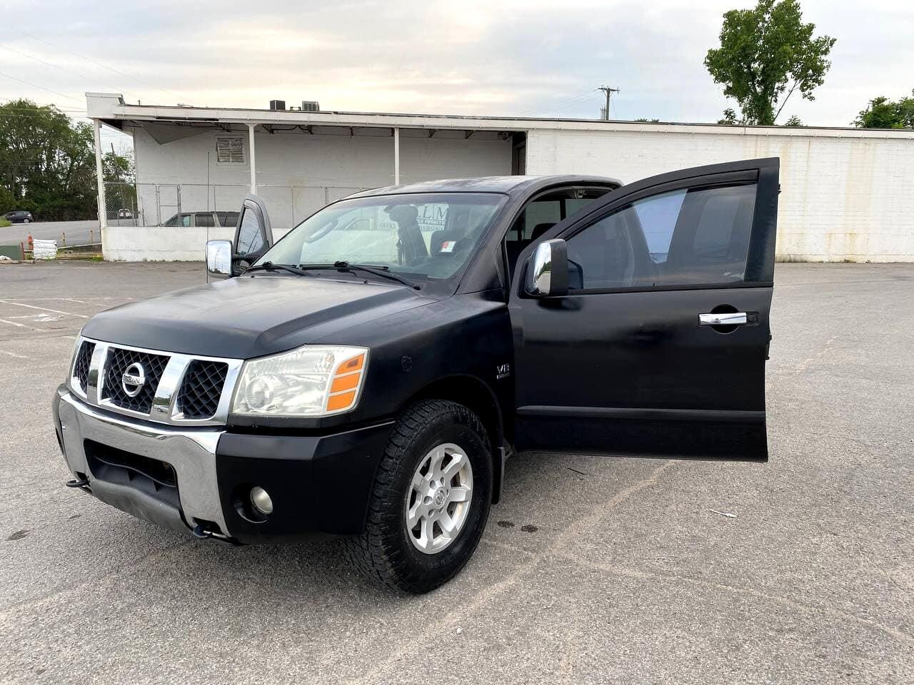 2004 Nissan Titan