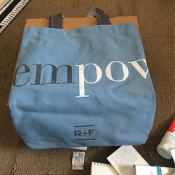 Rodan and fields Empower bag and lash boost mini bag Thumbnail