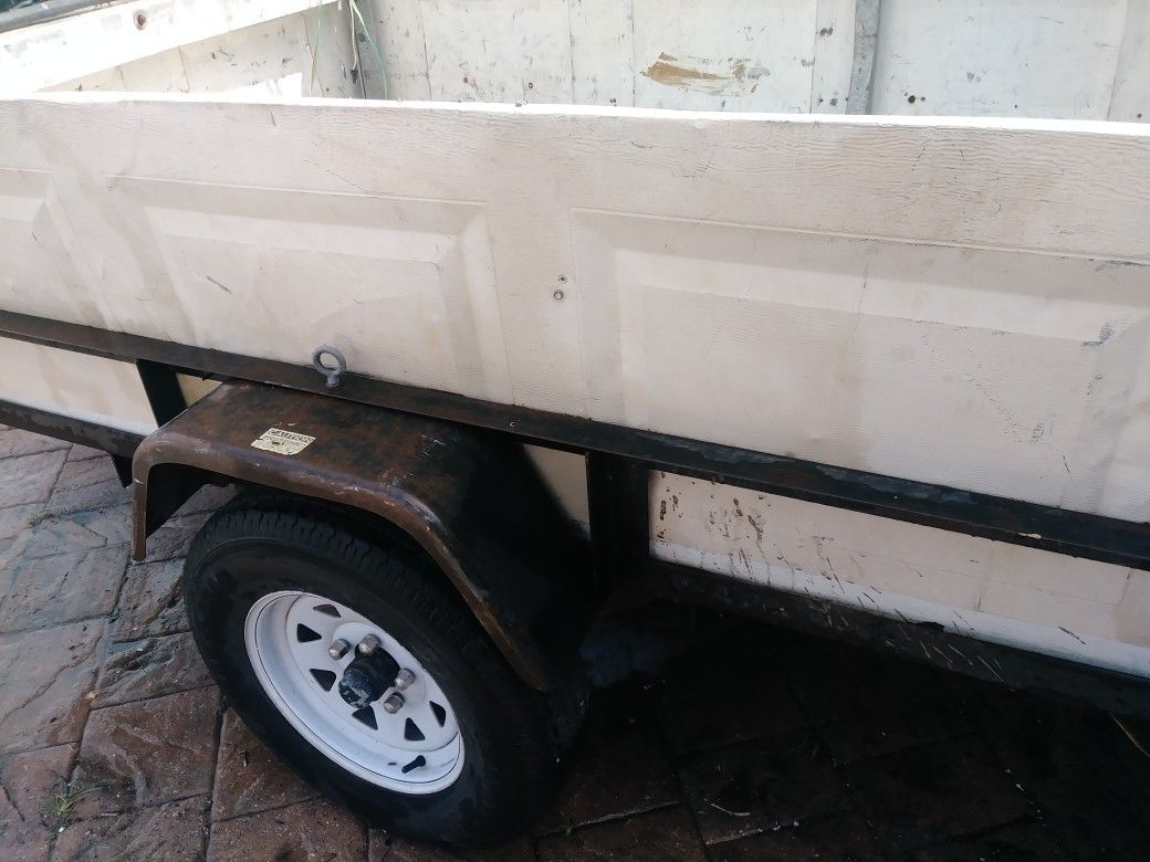 8X5 TRAILER /DUMPED/DOBLE FENDERS/ 2 SPARED TIRES/ 2 LIGHTS ON EACH SIDE.