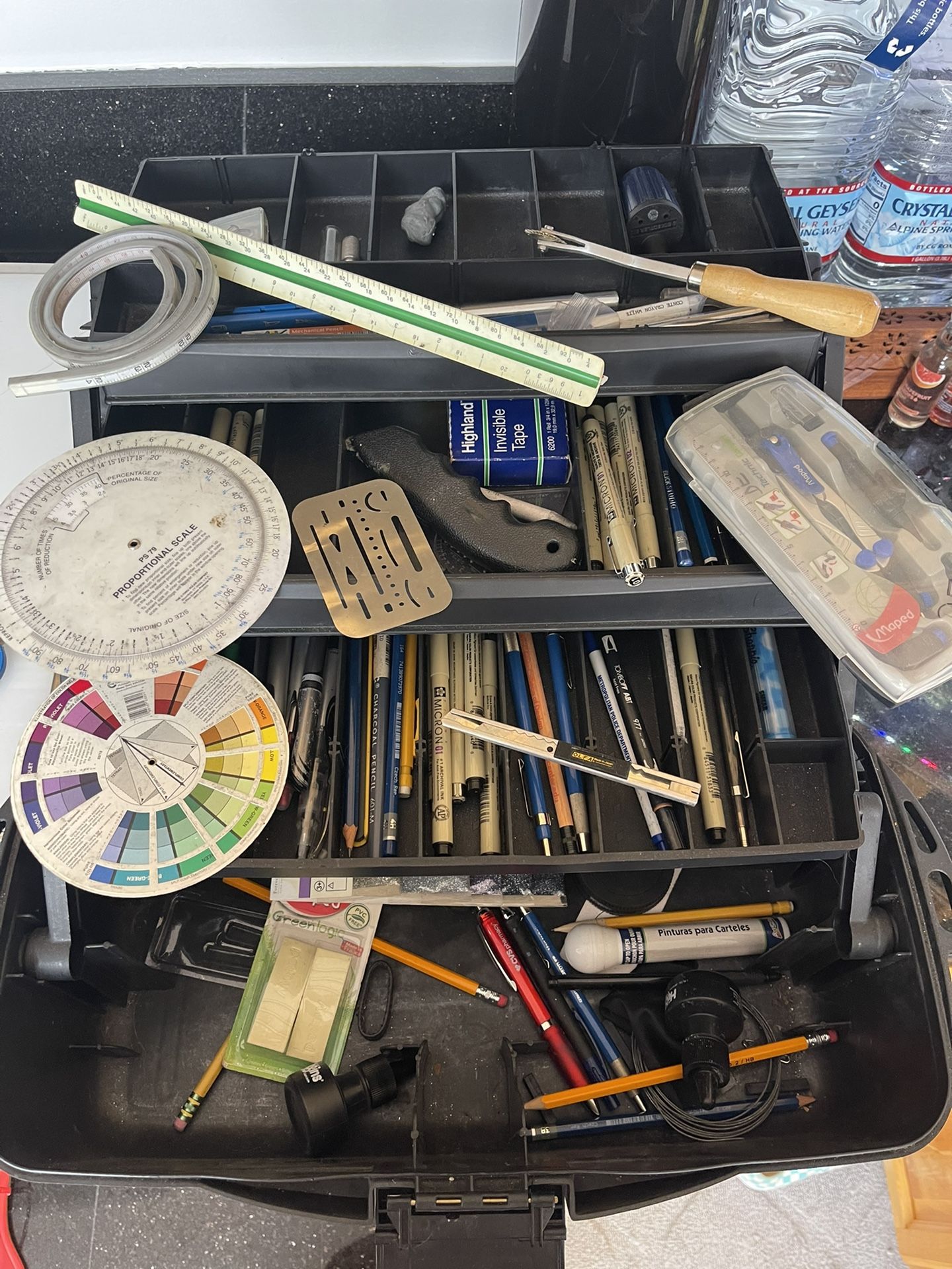 Cachet of art/drafting supplies