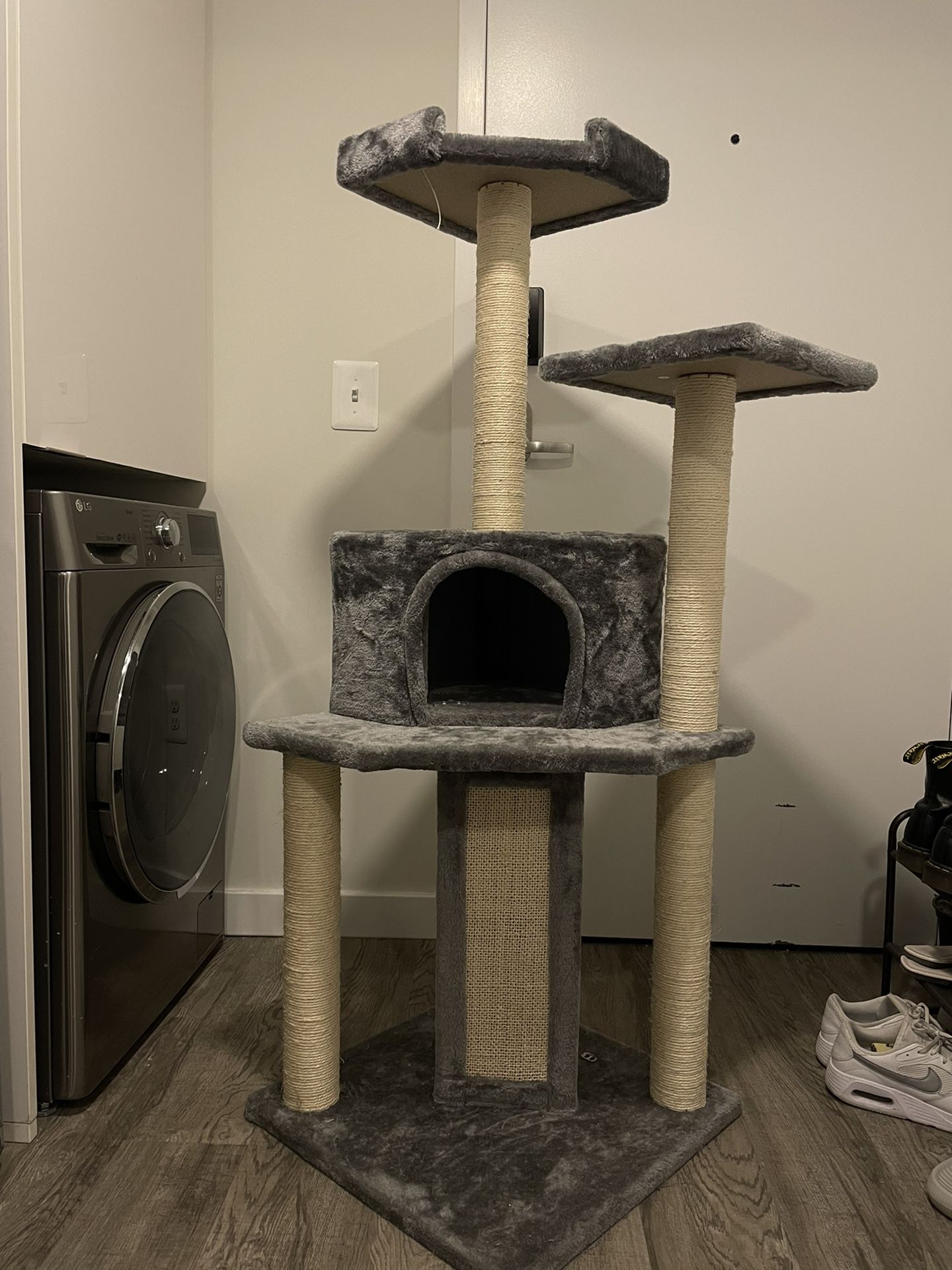 Brand New Cat Tree House (Available Until May 18th)