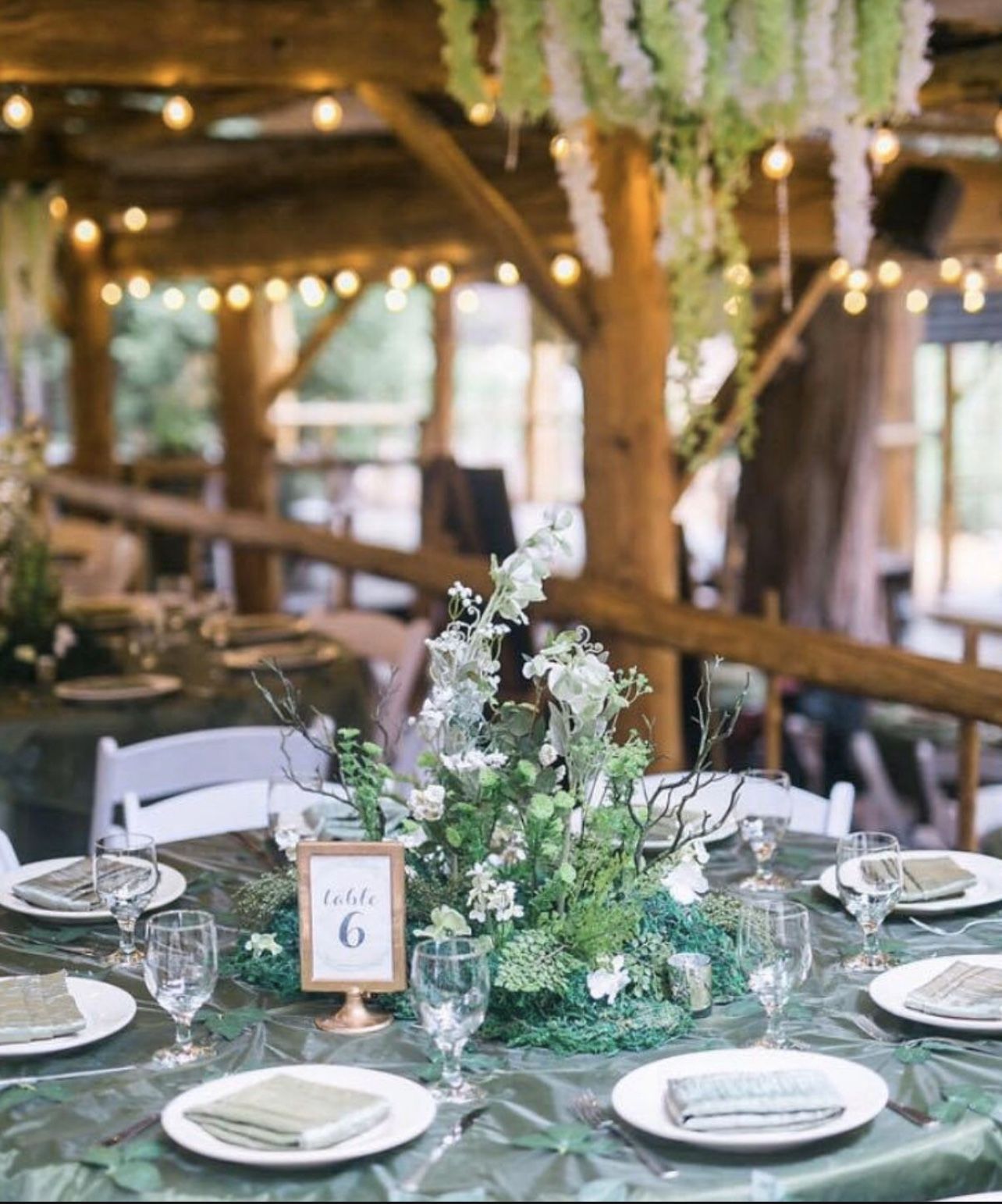 Green and White “Twilight” styled Wedding Centerpieces
