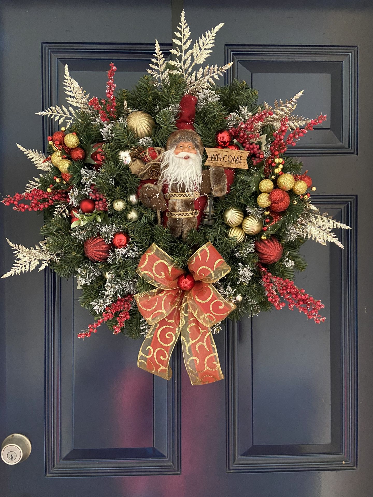 Christmas wreath door decor