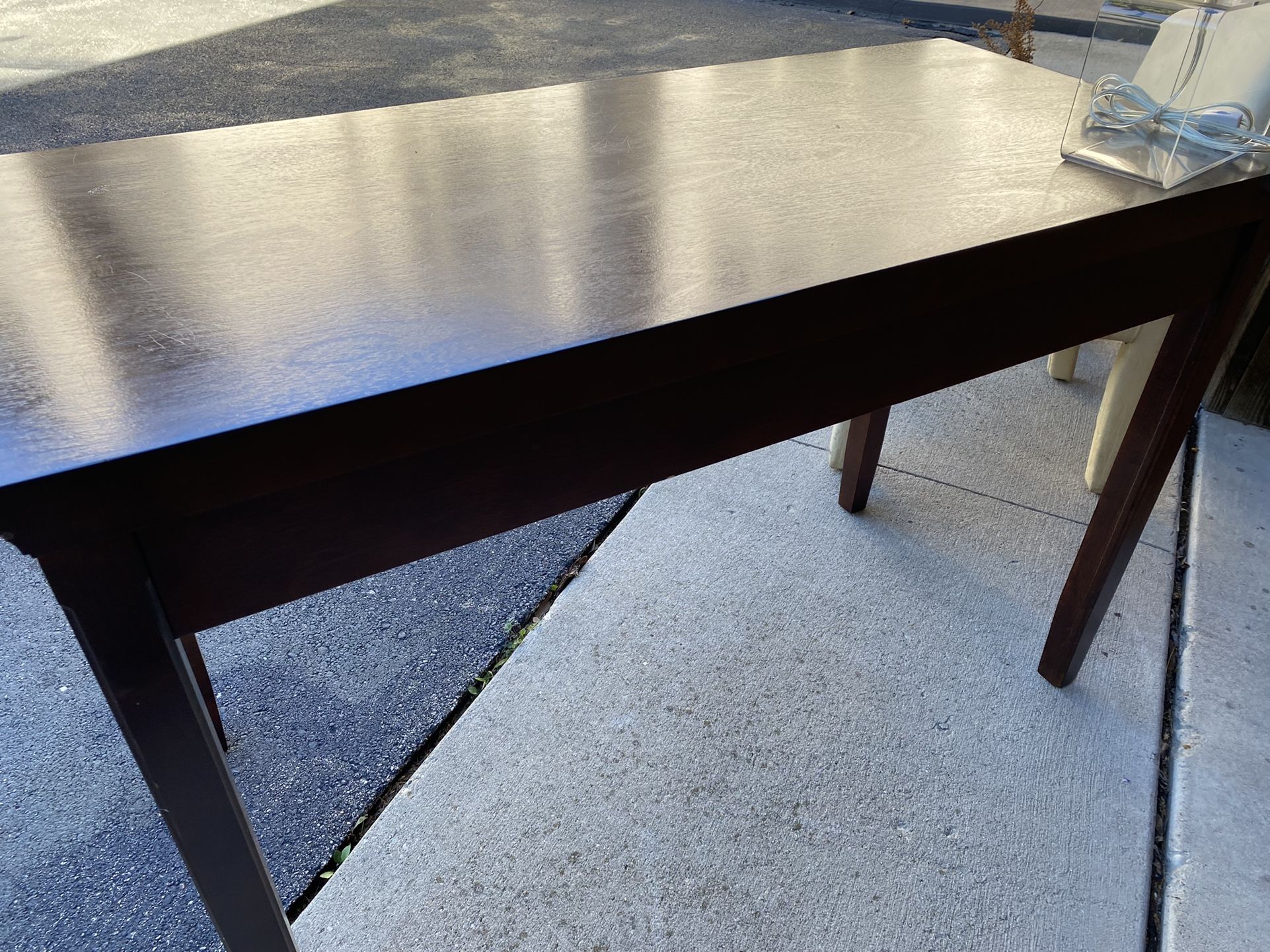 Desk/Chair / Lamp / Coat Rack