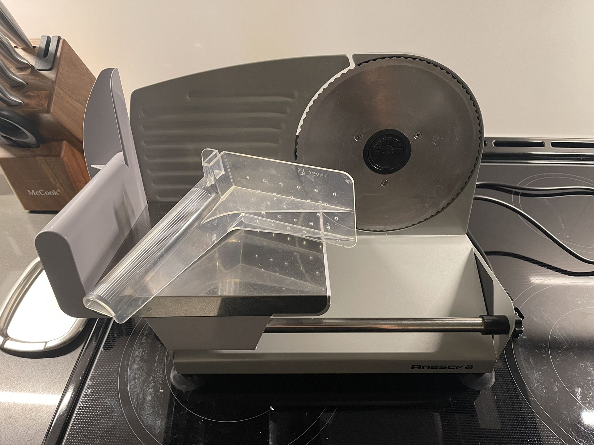 Meat Slicer, Anescra 200W Electric Deli Food Slicer with Two Removable