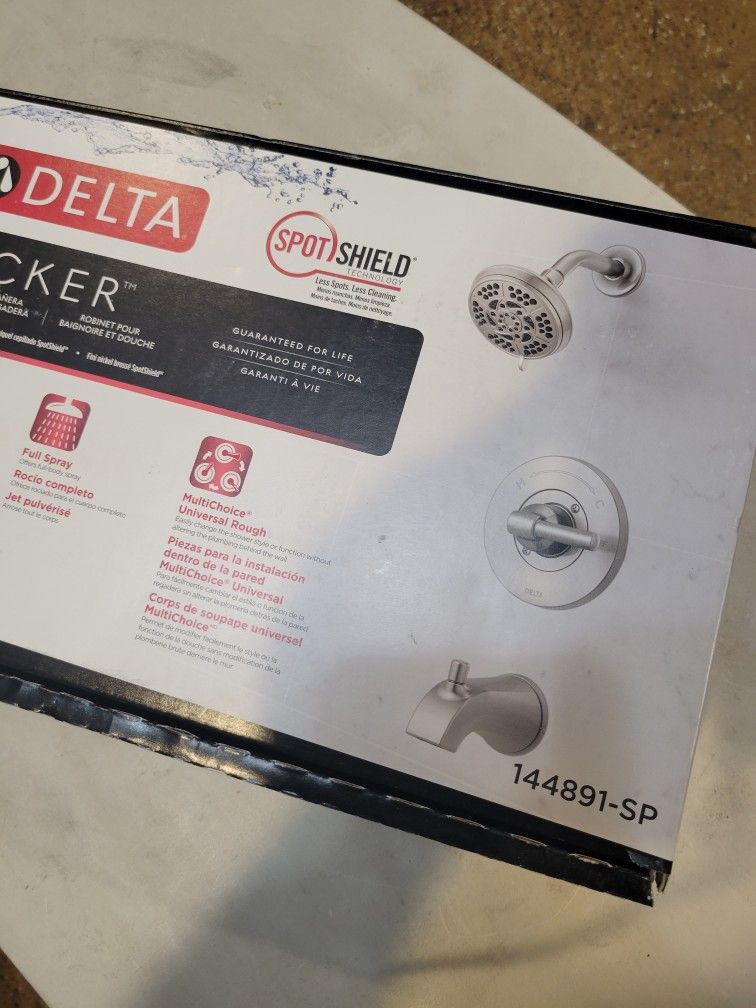 Delta Shower Set New