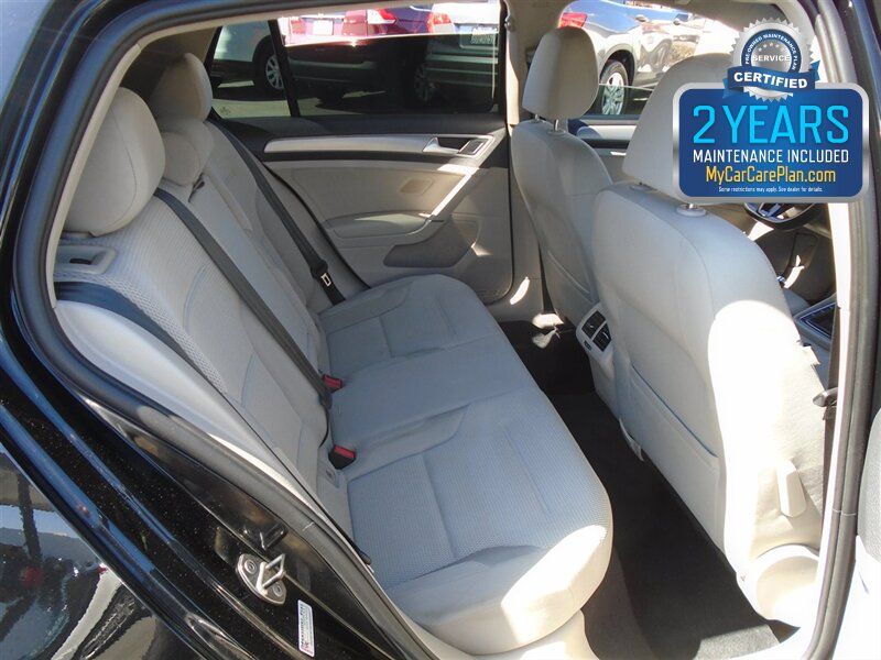 2016 Volkswagen Golf 1.8T S