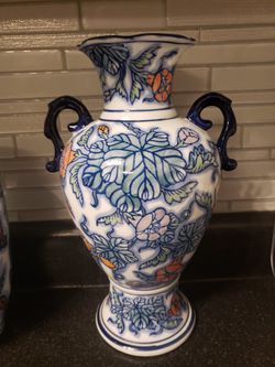 Floral Vases Thumbnail