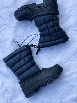 Snow boots for kids / kids snow boots/ botas para la nieve de niños sizes 9,10,11,12,13,1,2,3,4, ... $25 each pair Thumbnail