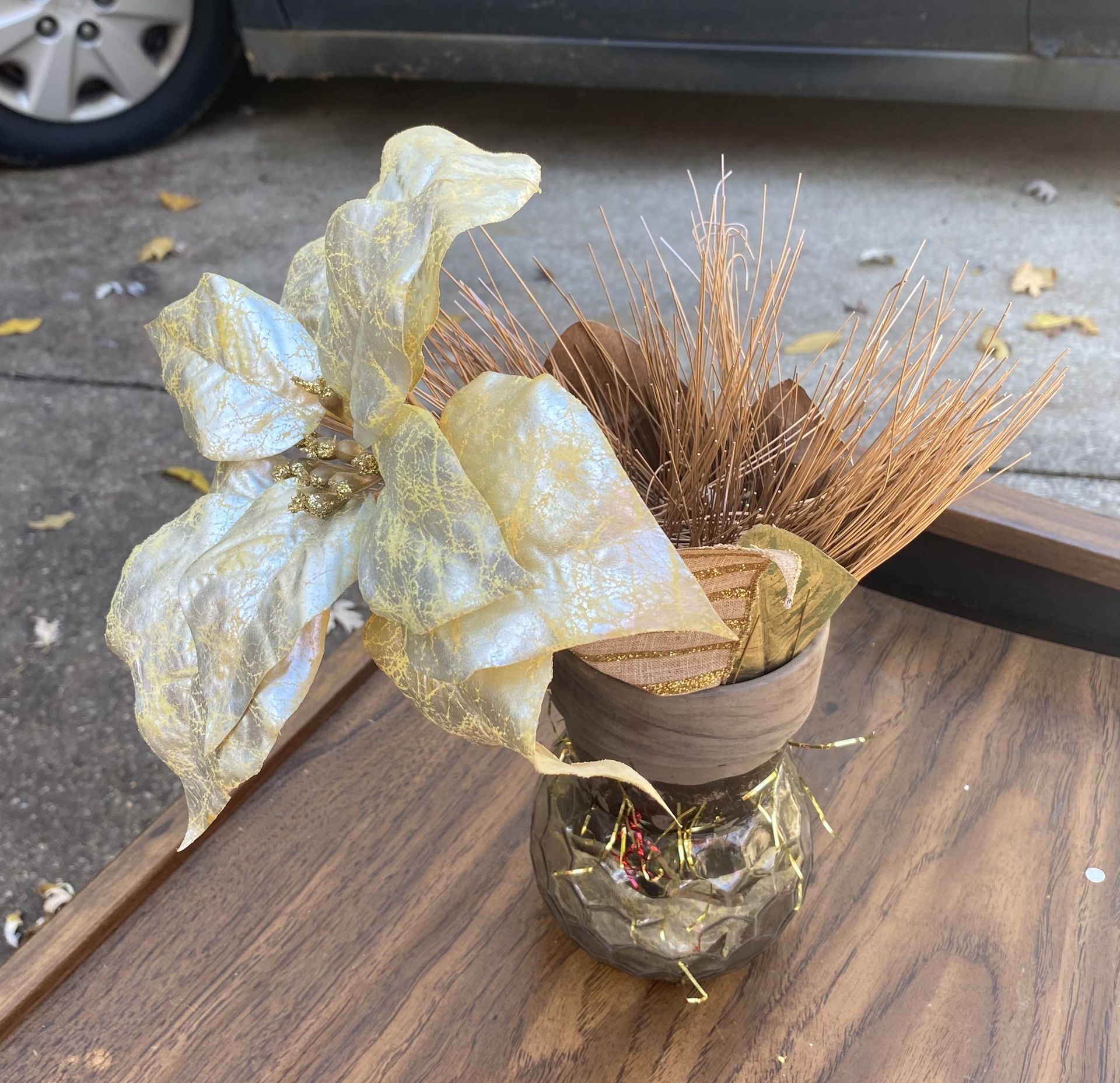 Decorative vase and flower