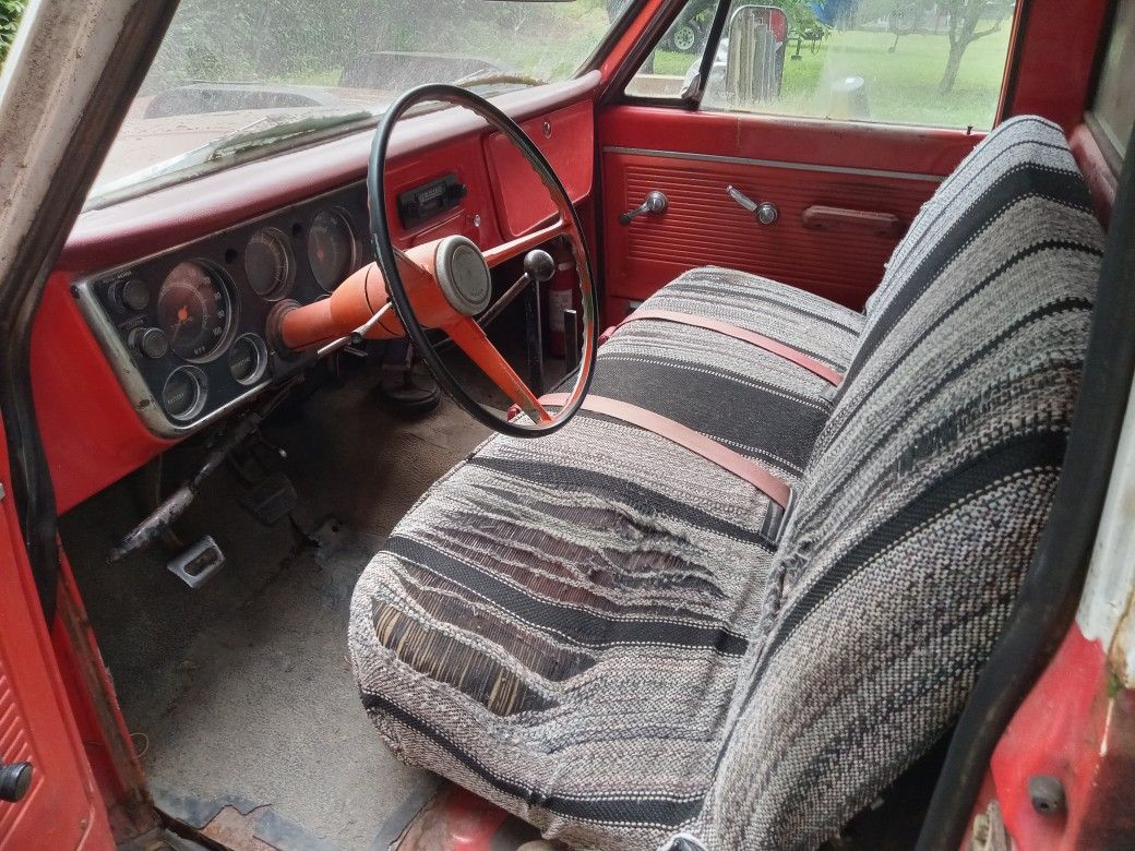Chevrolet Dump Truck C3500