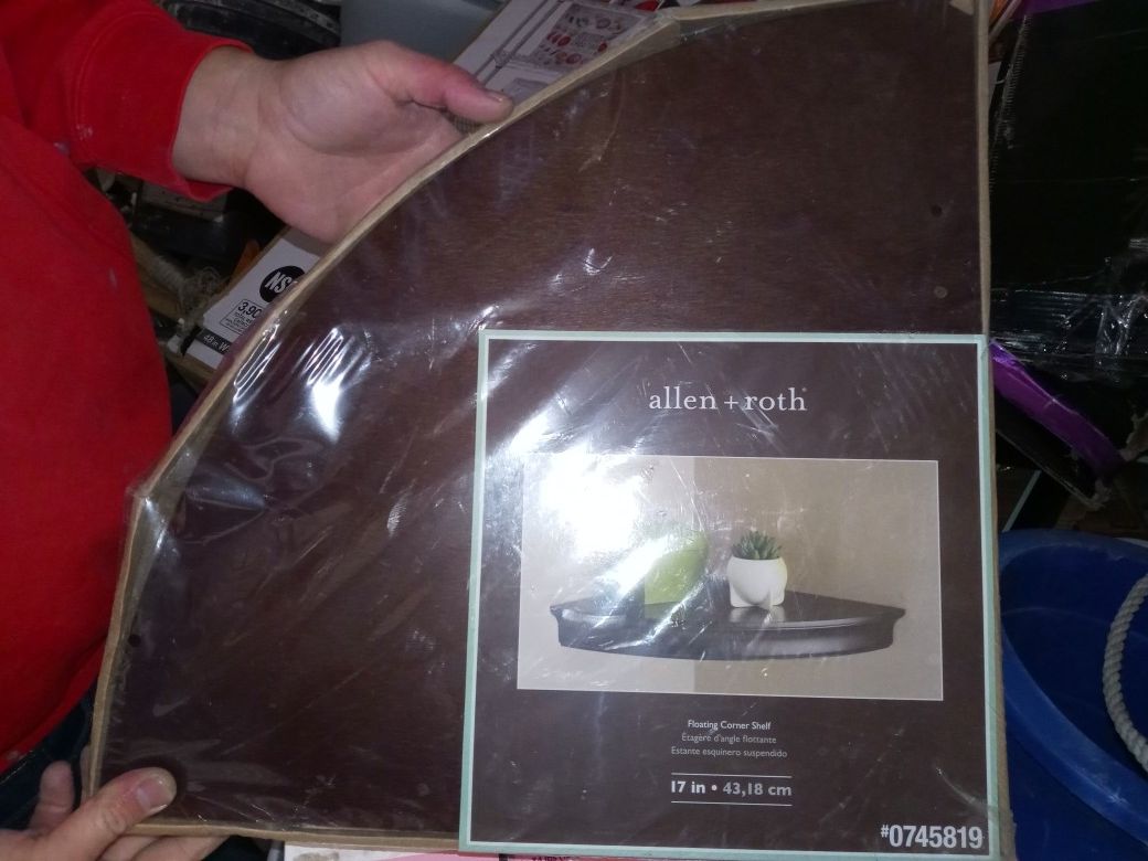 Alan Ross Corner floating shelf