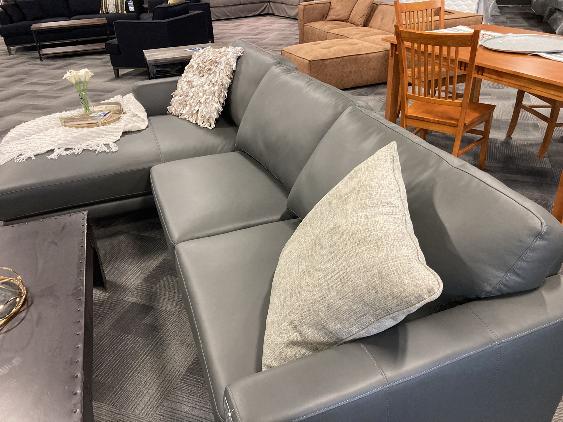 NEW Gorgeous Leather L-Shaped Sectionals! 3 different colors $54 down with Zero interest financing😳
