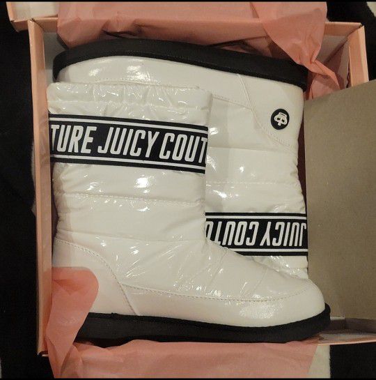 JUICY COUTURE WHITE RAIN BOOTS NEW SZ. 6
