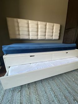 Headboard + 2 Matress Sofa/Bed Furniture Piece  Thumbnail