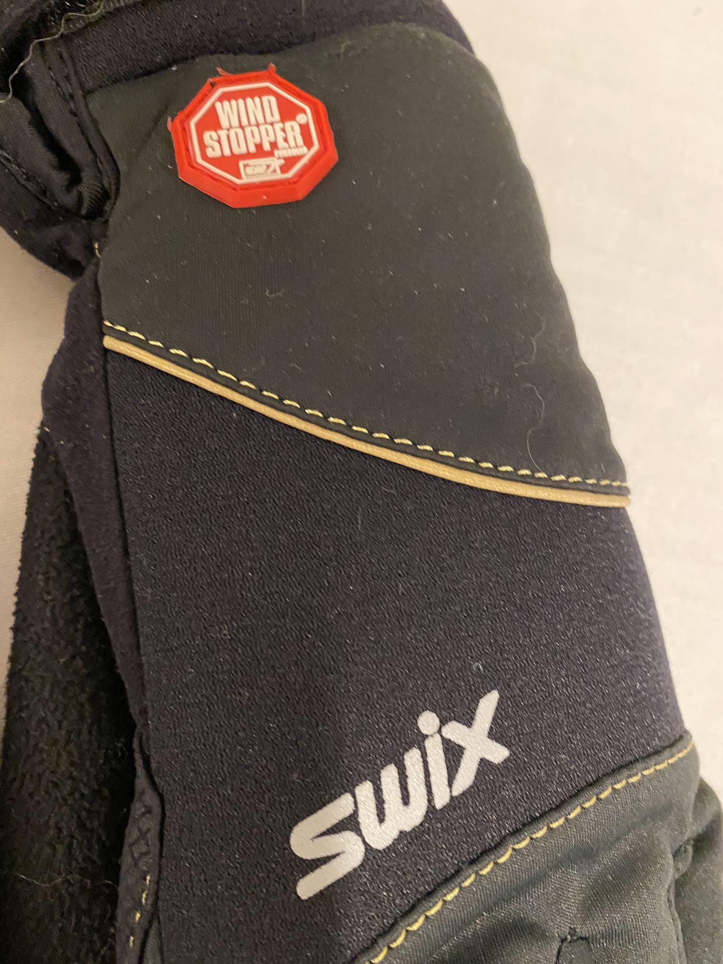 Women’s Waterproof Ski Gloves Size S, Perfect Condition
