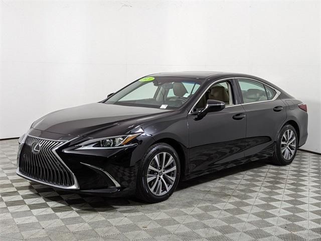 2020 Lexus ES