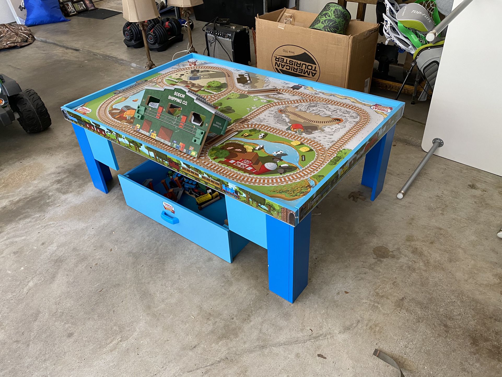 Thomas & Friends Railway Train Table with Trains