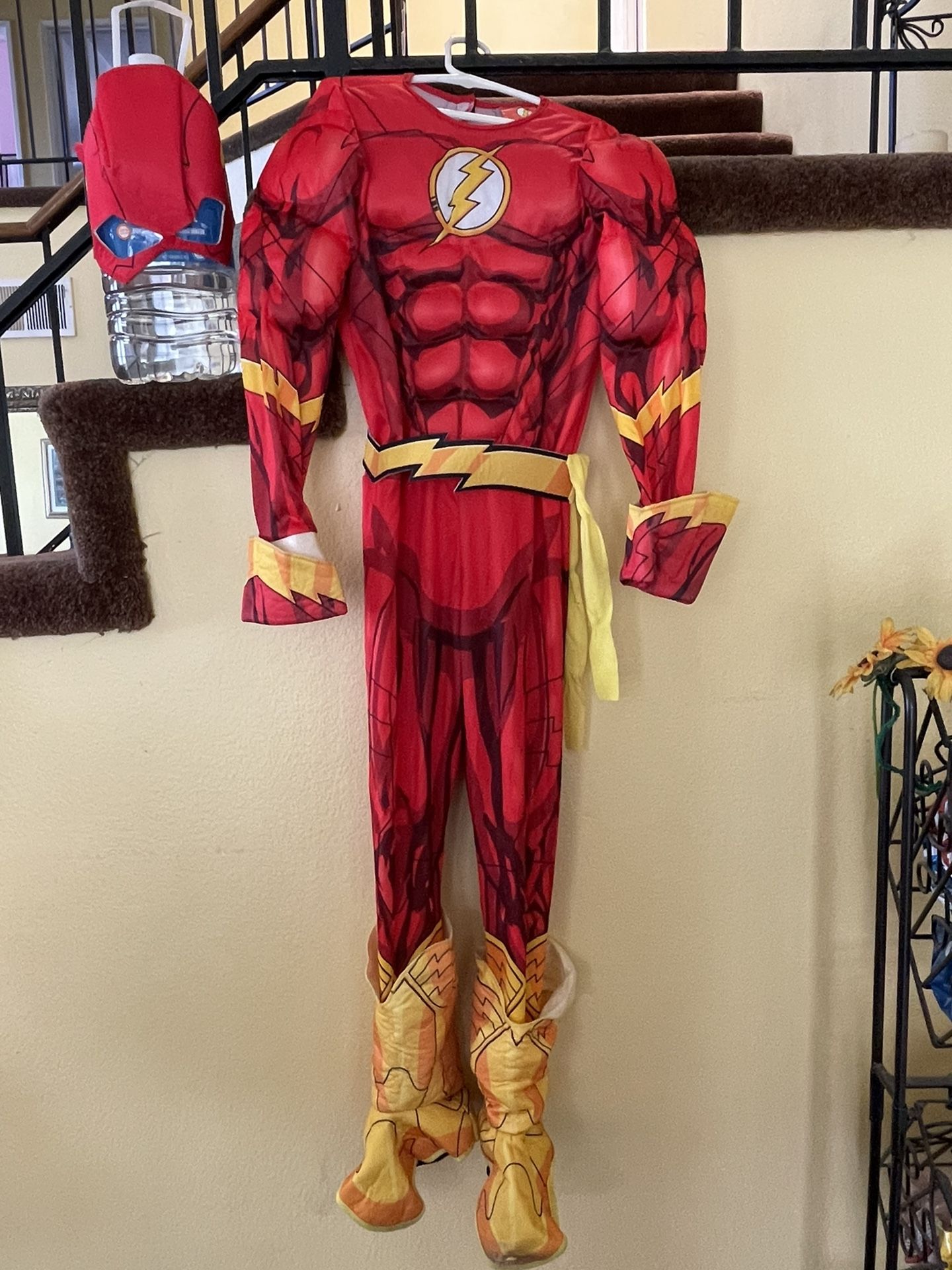 Flash Costume,Belt,and Mask For $15 Size : Medium Kids