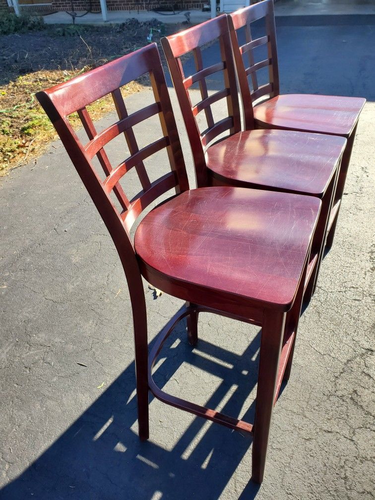 3 Bar Stools
