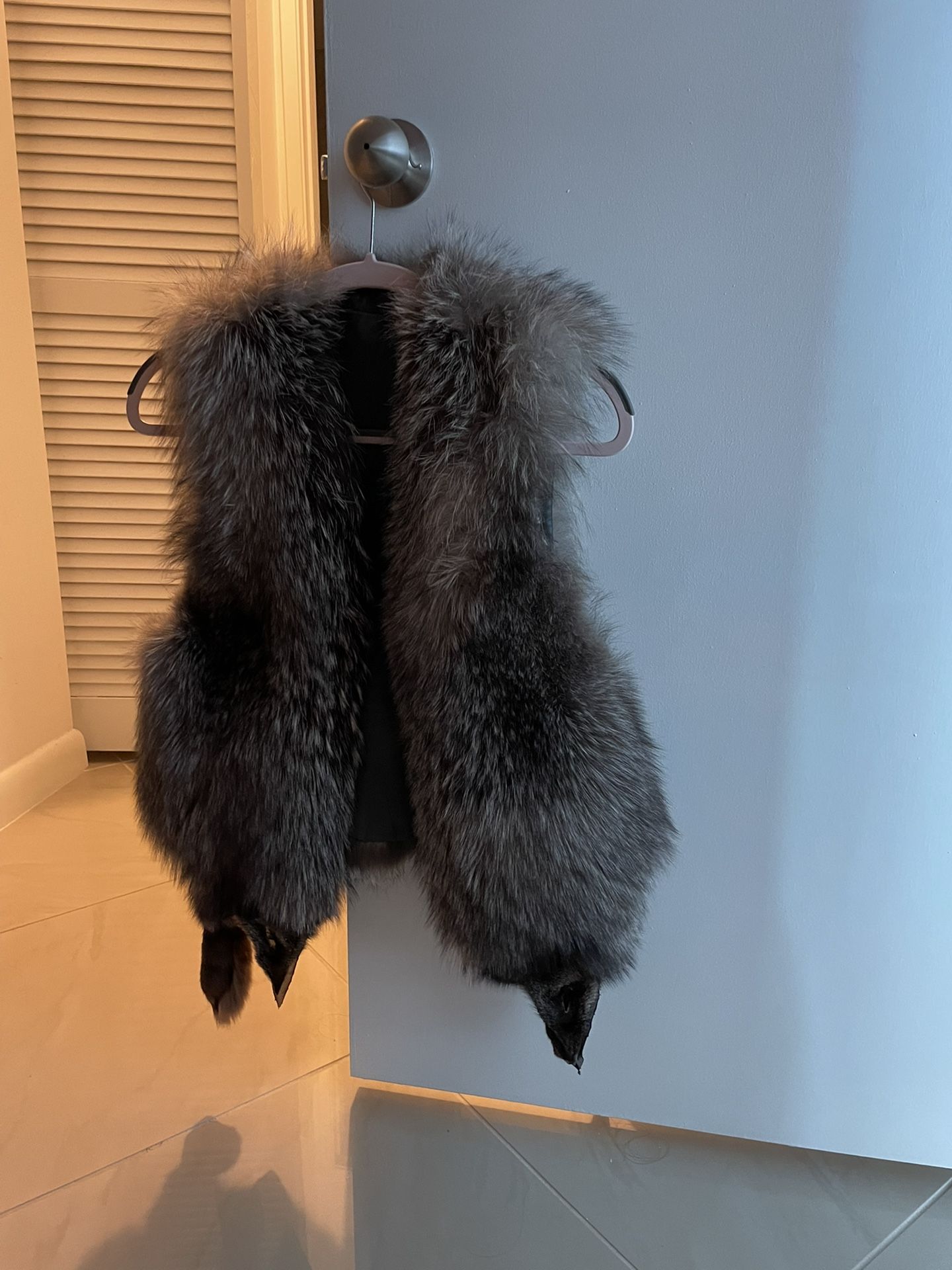 Fur Vest Black Fox
