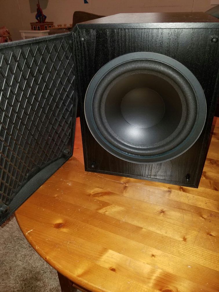 definitive technology powerfield subwoofer 700 watts review