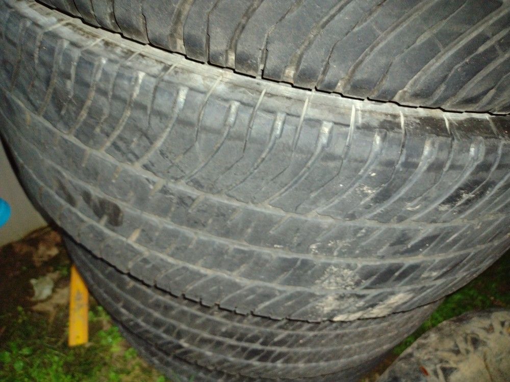Set Of Michelin Tires