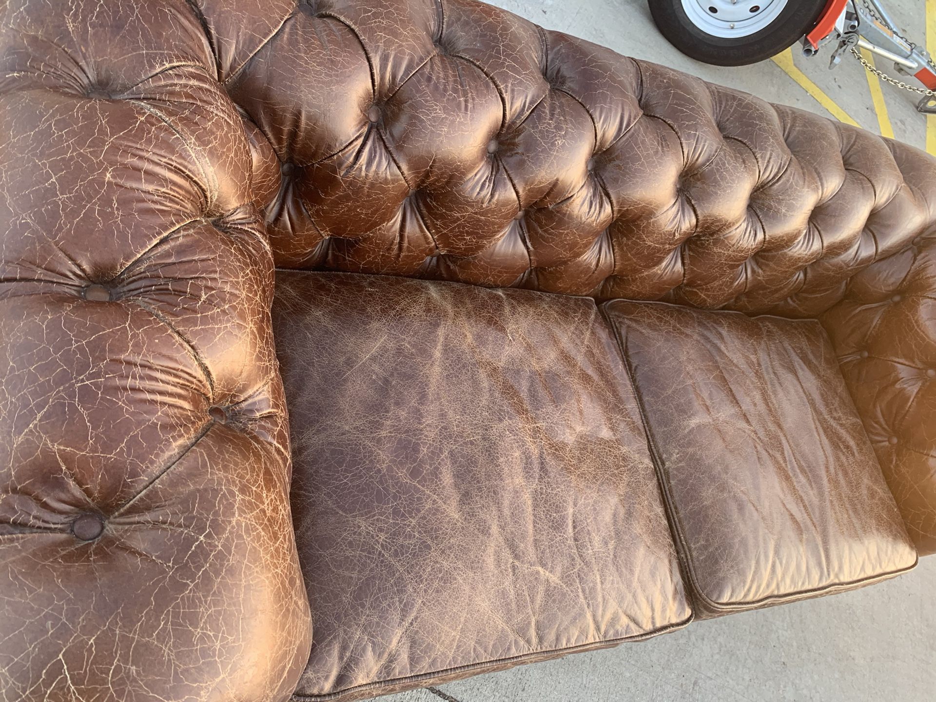 Restoration Hardware 7FT Kensington Chesterfield Vintage Cigar Leather Tufted Sofa Couch Seating