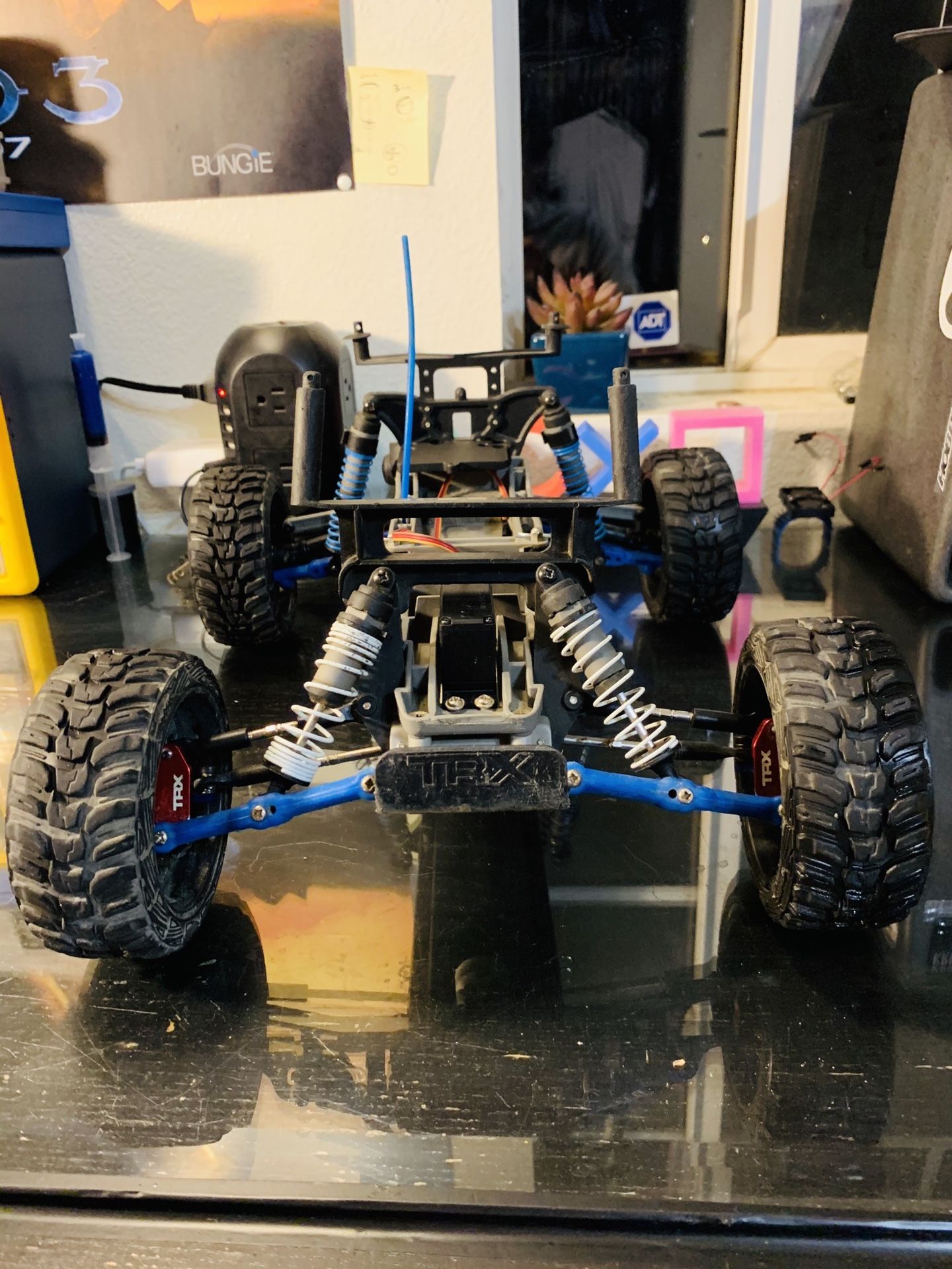 Traxxas 2wd stampede roller for Sale in Loma Linda, CA - OfferUp