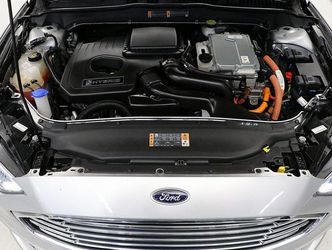 2018 Ford Fusion Hybrid Thumbnail