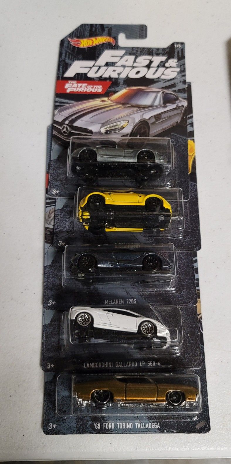 HOT WHEELS