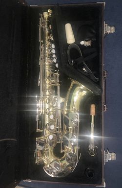 Yamaha YAS-23 Standard Eb Alto Saxophone Thumbnail