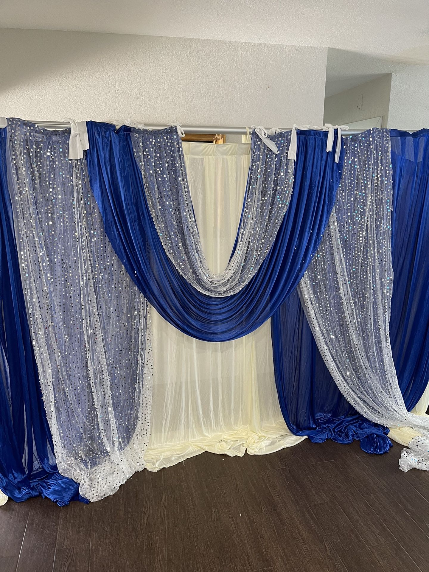 Party Decoration Curtains(OFF WHITE/BLUE)
