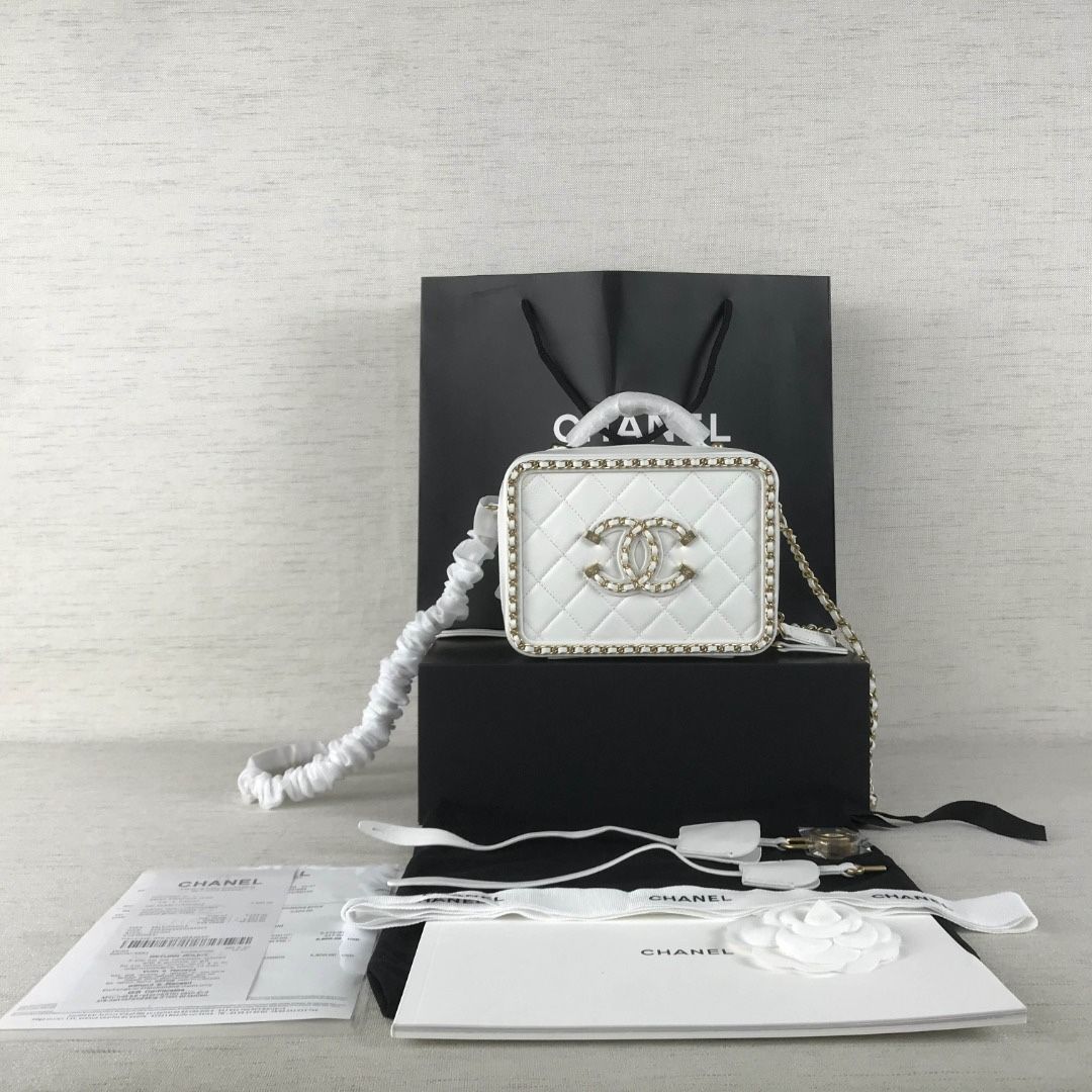 Womens Chanel Bags Selling Separately