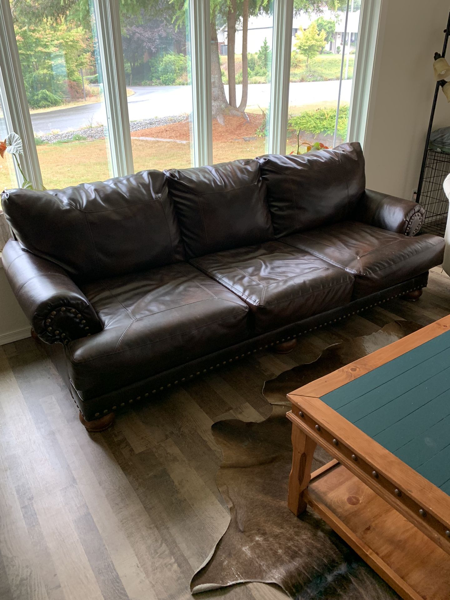 Couch And Love Seat Set