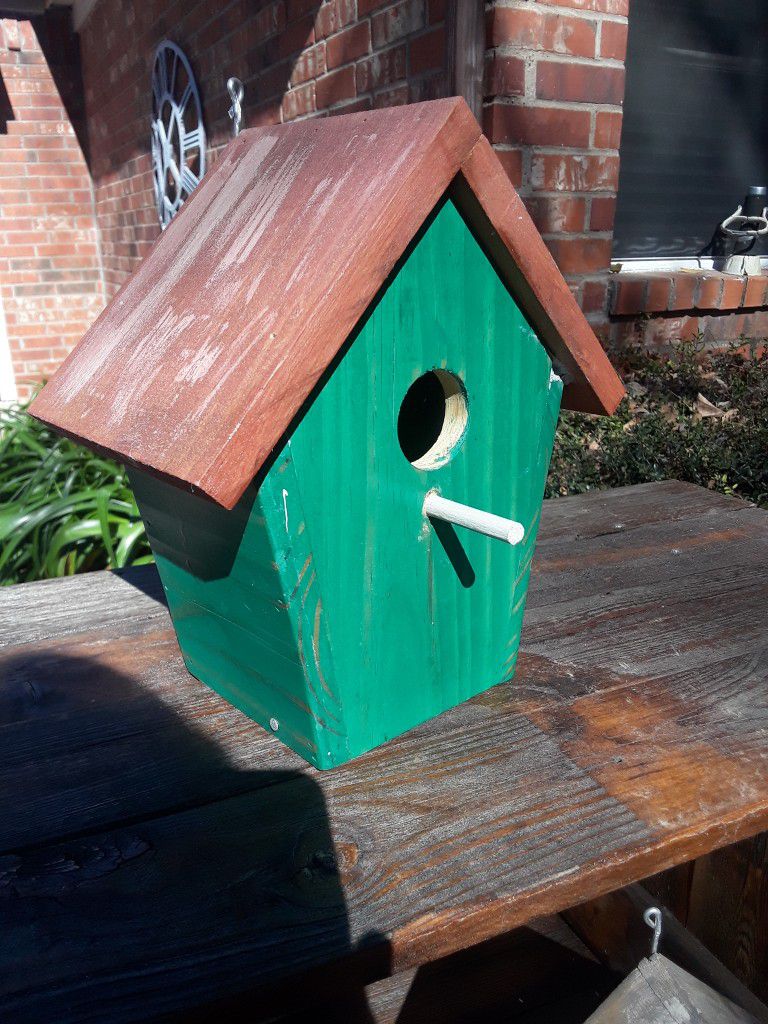 Birdhouse newly Built  Gift