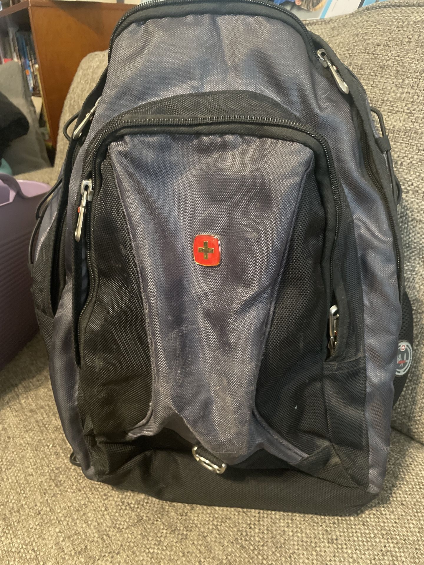Swiss Gear Airflow Backpack w.laptop compartment & headphone feed